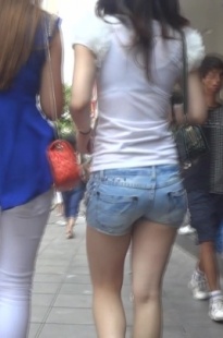 臀部很翘很丰满的MM[80.3M/MTS]