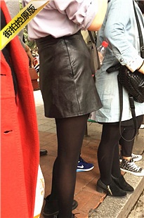 等公交车的黑丝皮裙极品长腿长发美眉[254M/MOV]