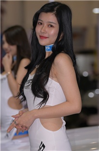 这眼神，这笑容，仿佛找回了初恋de感觉MJ1878[1.45G]