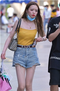 肉丝女友，我也想陪她逛街3A1120[992M]