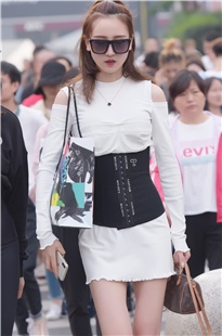 墨镜美女3A2638[2.43G]