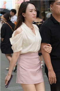 粉嫩美腿媳fu3A6795[1.96G]