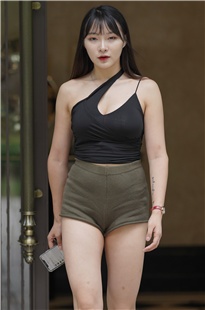 热裤翘屯美女MJ2827