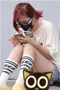 热裤坐姿就是好看3A4231[658M]