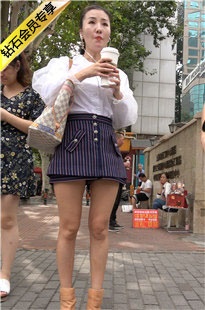 4K-气质短裙长腿街拍美女DJ231[904M]