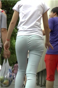 罕见血红运动鞋[208M/M2TS]