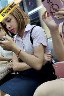 4K-地铁上的两个气质美女[796M/MP4]