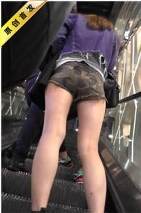 【幽明作品】超短性感迷彩热裤美女[MP4/1GB]