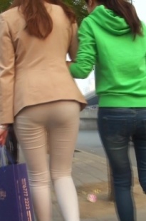 金色高跟紧身米裤，很是性感[103M/MTS]