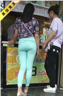 【Paul原创作品】紧身绿裤丰臀美眉[MP4/578MB]