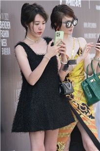 韵味姐姐～美腿美足3A7149[3.19G]