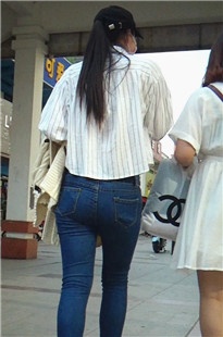 戴帽子的长发紧牛MM [504M/MTS]