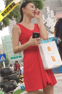 红色连衣短裙美女被搭讪[276M/MOV]
