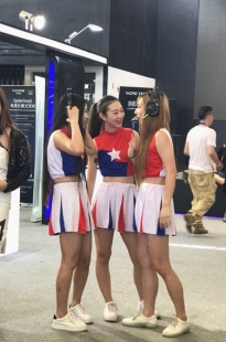 4K-Chinajoy现场白色短裙美女[328M/MOV]