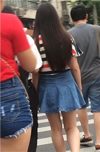 三人行，必有肥臀[617M/MOV]