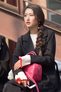 二位颜值爆表的时尚美女－11张