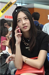 4K-万里挑一的超级美少女颜值碾压全场[6.7G/MP4]