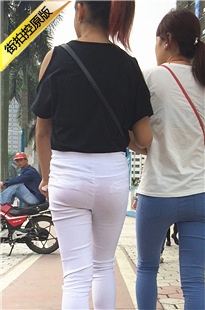 极品白色紧身裤美眉[1.37G/MP4]