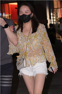 这腿像小鸟娇羽一样纤细3A7331[1.62G]