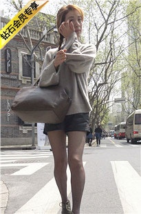 4K-皮短裤黑丝长腿高跟美女T136[874M]