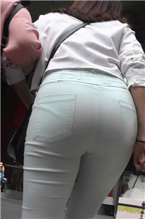 【七天原创作品】浅裤丰臀MM[954M/MP4]