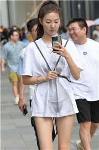 可爱白皙的小姑娘3A7158[1.29G]