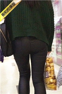 黑色紧裤美眉子，丰满PG已成熟[289M/MOV]