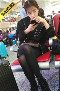 4K-车站等车的黑丝白皙皮妇极品美女[766M/MP4]