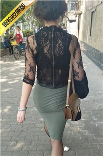 蕾丝镂空上衣紧身包臀裙丰臀高跟黑丝美女OL[698M/MP4]