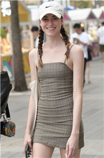 英格兰系美妞3A6889[1.55G]