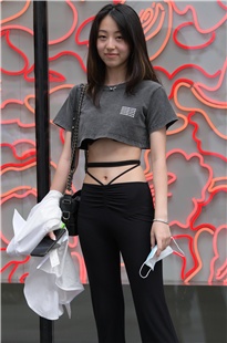 A4纸小蛮腰3A3663[1.38G]