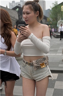 抹胸短裤小姐姐好害羞3A544[861M]