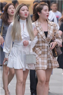 细高跟美腿闺蜜3A2017[768M]