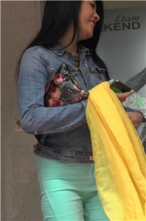 【幽明作品】 性感包臀蓝裤美女[MP4/622MB]