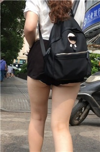 【狼哥2016原创】穿得这么短久出门了！[MP4/2GB]