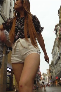 长腿白热裤时尚美女[859M/MTS]