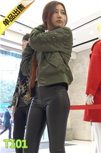 4K-街拍黑色紧身皮裤高跟超极品翘臀美女T101[830M]