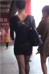 极品黑丝紧牛热裤蓝色高跟妹子[302M/MTS]