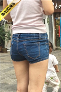 蓝色牛仔热裤女子前三角好鼓[314M/MOV]