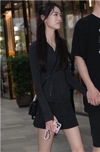 好美的白皙√筷子腿3A5948[1.29G]