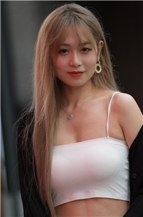 性感大方的美女3A706[1.18G]